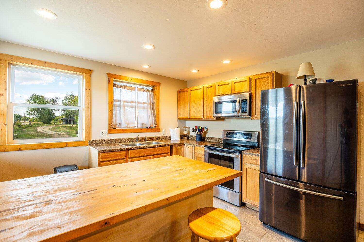 Sheridan, Wyoming, 82801, United States, 3 Bedrooms Bedrooms, ,2 BathroomsBathrooms,Residential,For Sale,1906088