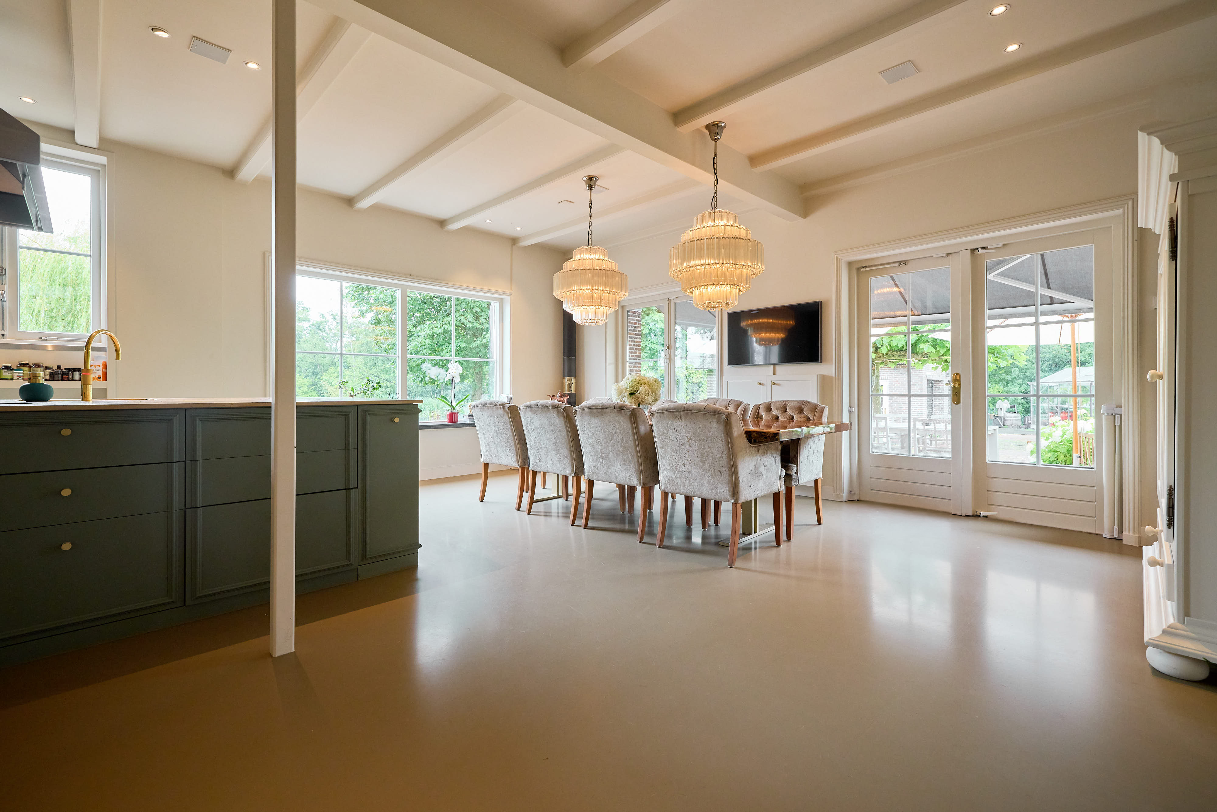  Detached villa on the Vinkeveense Plassen, approx. 785 sq. m. of living space. - 物件實景