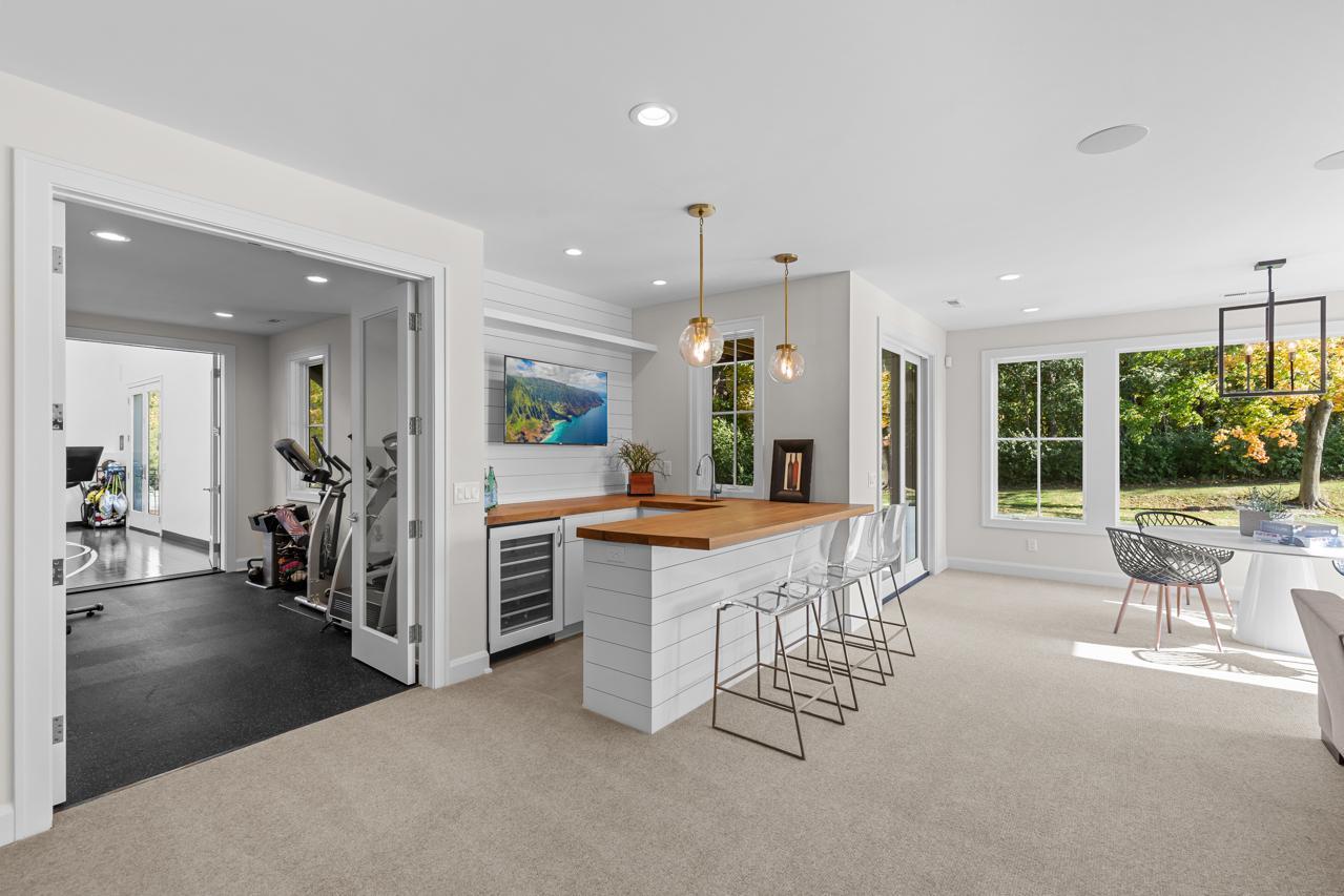 Victoria, Minnesota, 55331, United States, 5 Bedrooms Bedrooms, ,3 BathroomsBathrooms,Residential,For Sale,1994848