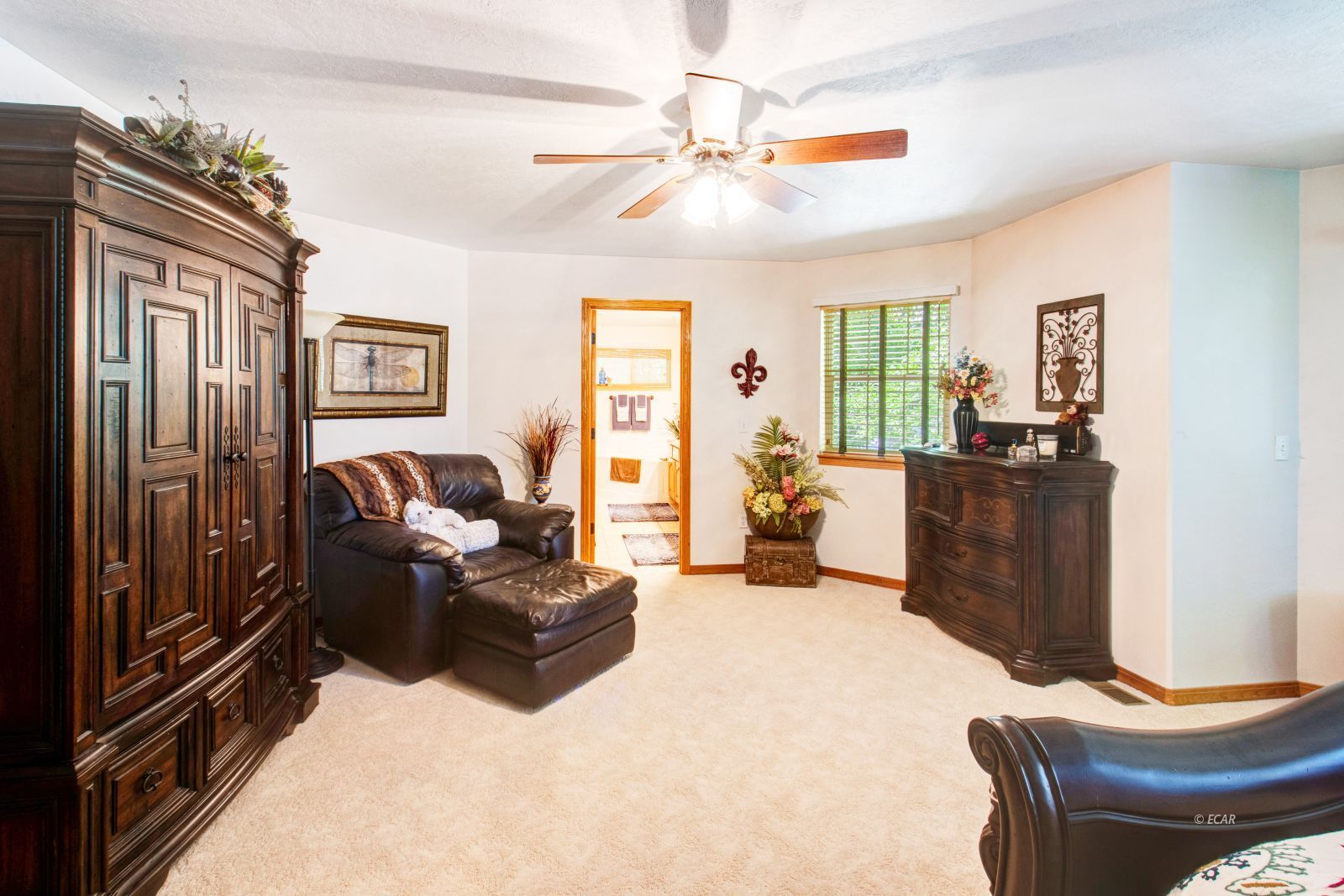 Elko, Nevada, 89801, United States, 4 Bedrooms Bedrooms, ,4 BathroomsBathrooms,Residential,For Sale,1696751