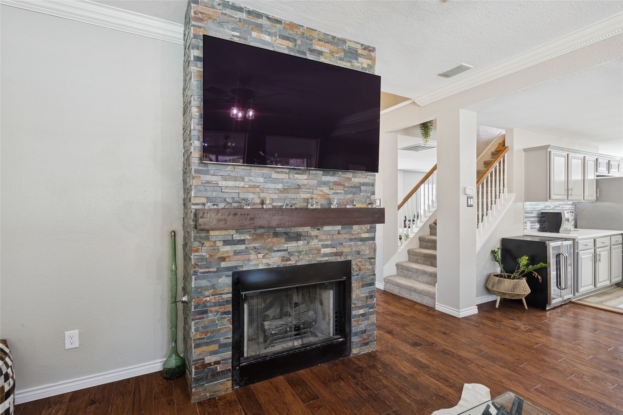 Keller, Texas, 76248, United States, 5 Bedrooms Bedrooms, ,3 BathroomsBathrooms,Residential,For Sale,1988935