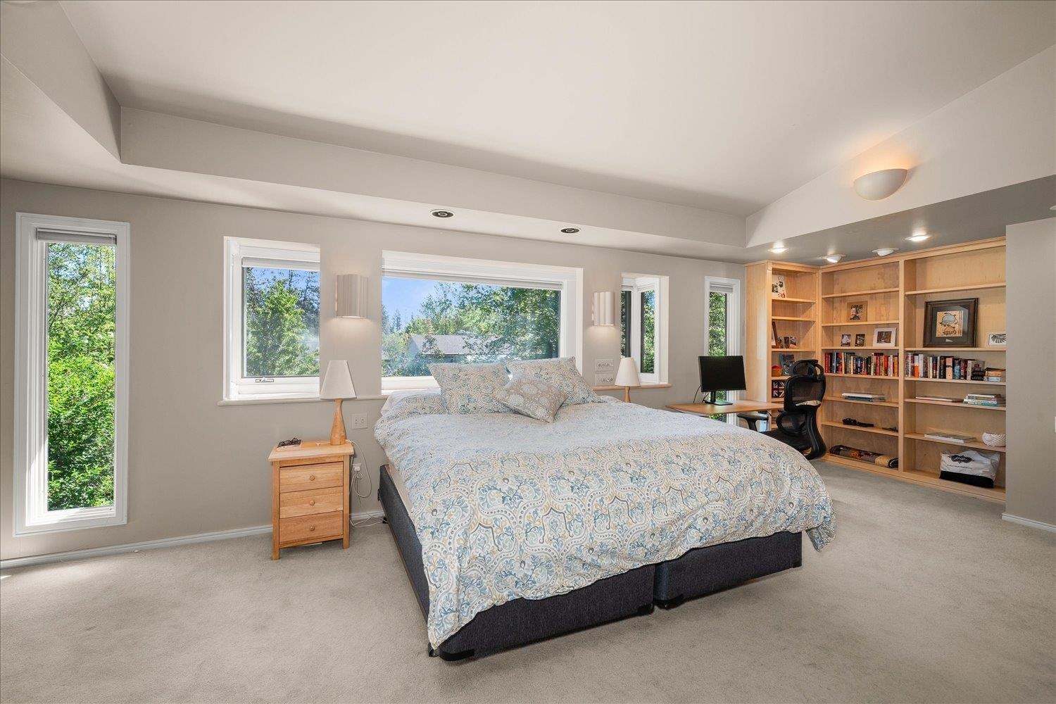 Spokane, Washington, 99203, United States, 5 Bedrooms Bedrooms, ,4 BathroomsBathrooms,Residential,For Sale,2048558