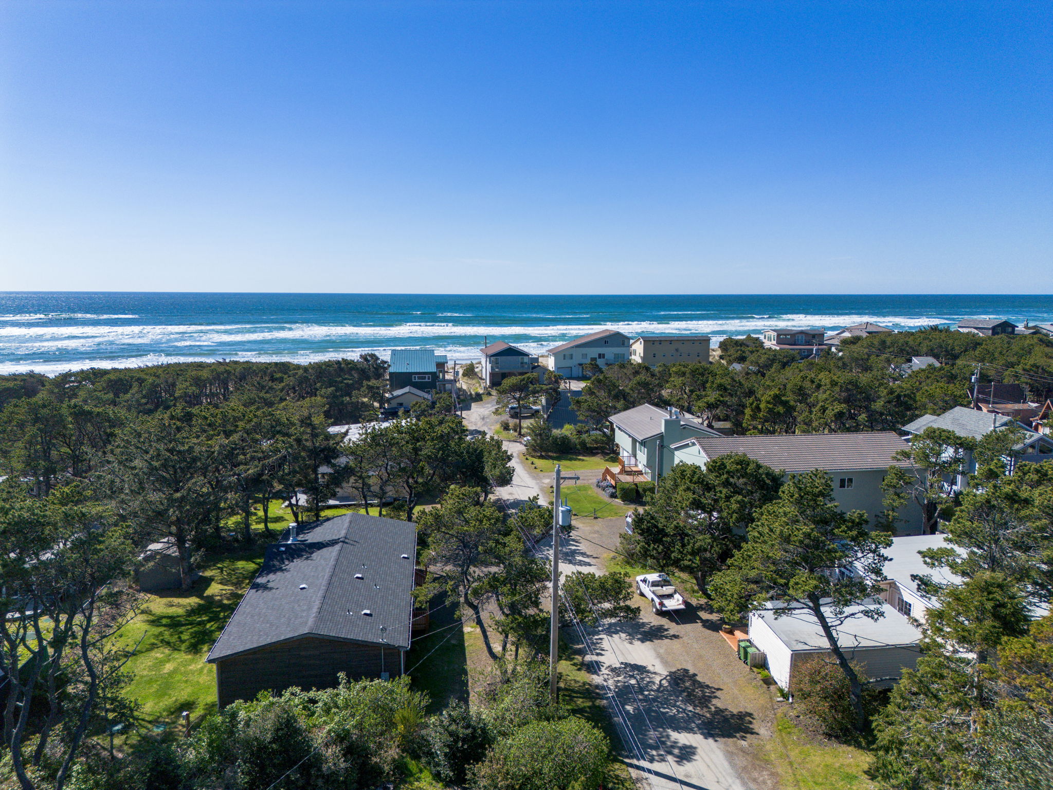 Cloverdale, Oregon, 97135, United States, 2 Bedrooms Bedrooms, ,2 BathroomsBathrooms,Residential,For Sale,1983657