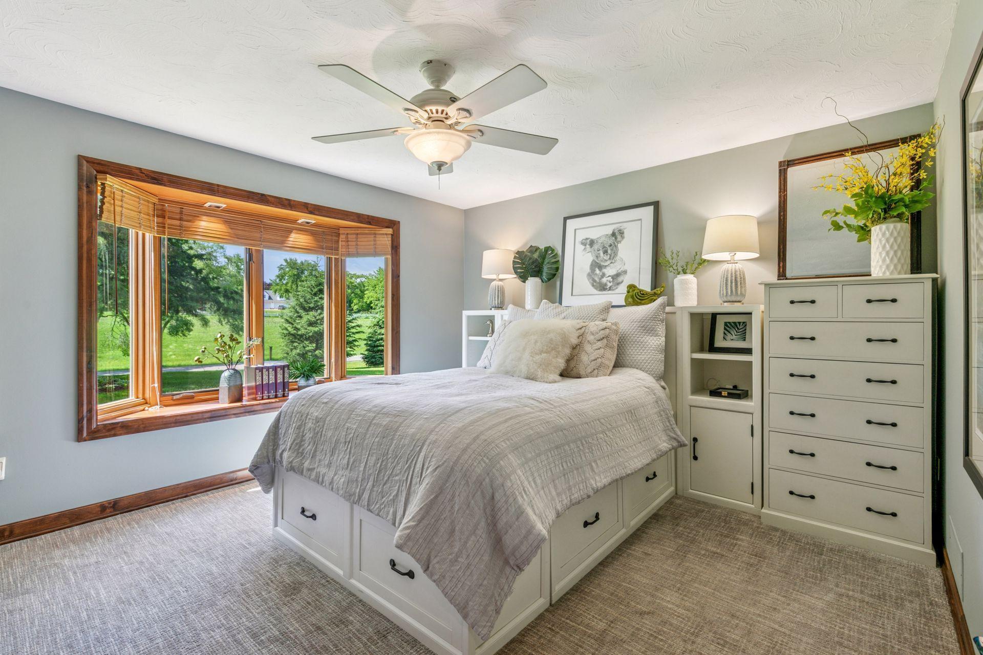 Chanhassen, Minnesota, 55318, United States, 5 Bedrooms Bedrooms, ,2 BathroomsBathrooms,Residential,For Sale,1847378
