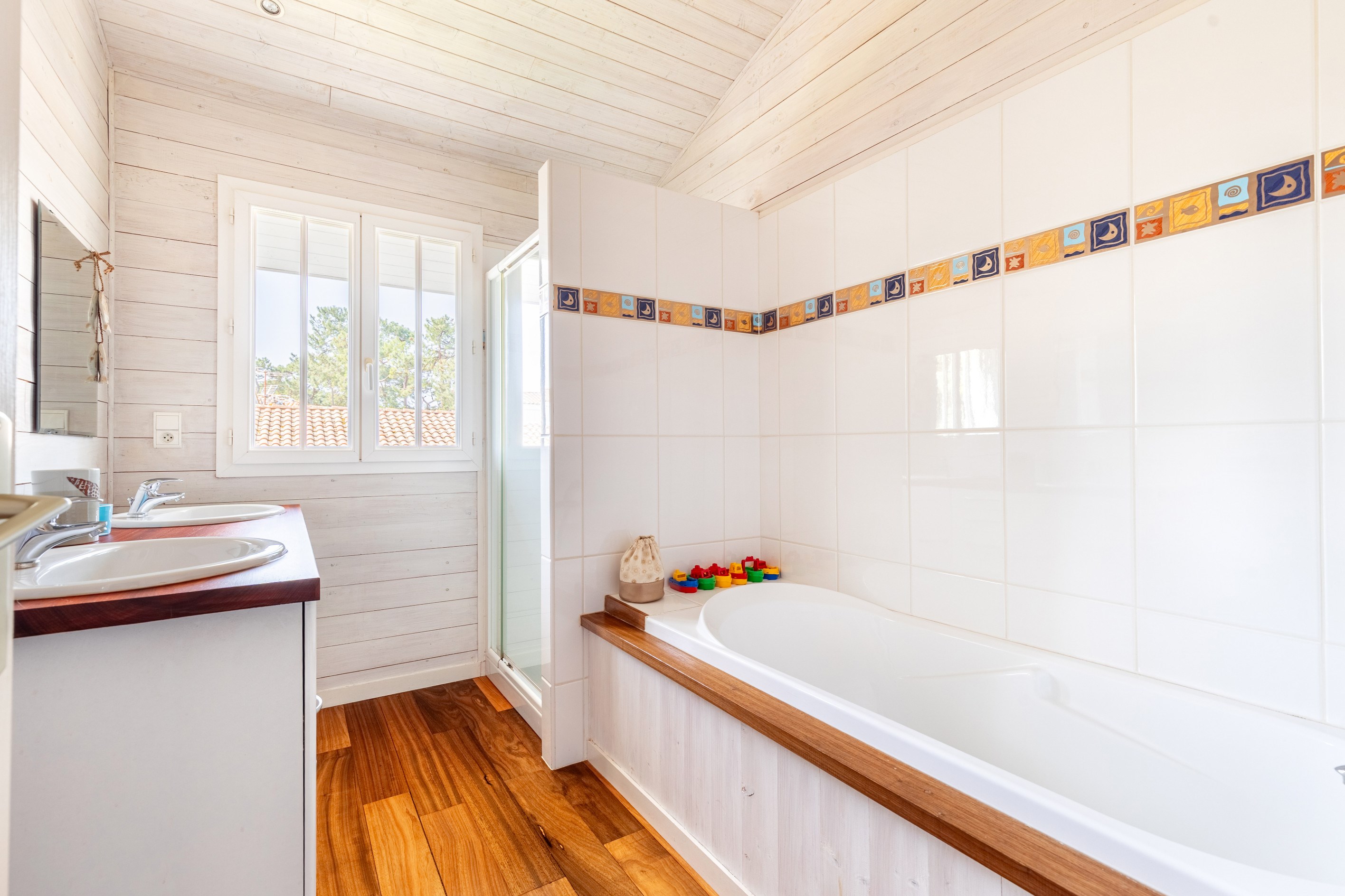  CAP FERRET PENINSULA - WOODEN VILLA WITH VIEWS OF THE BASSIN - 物件實景