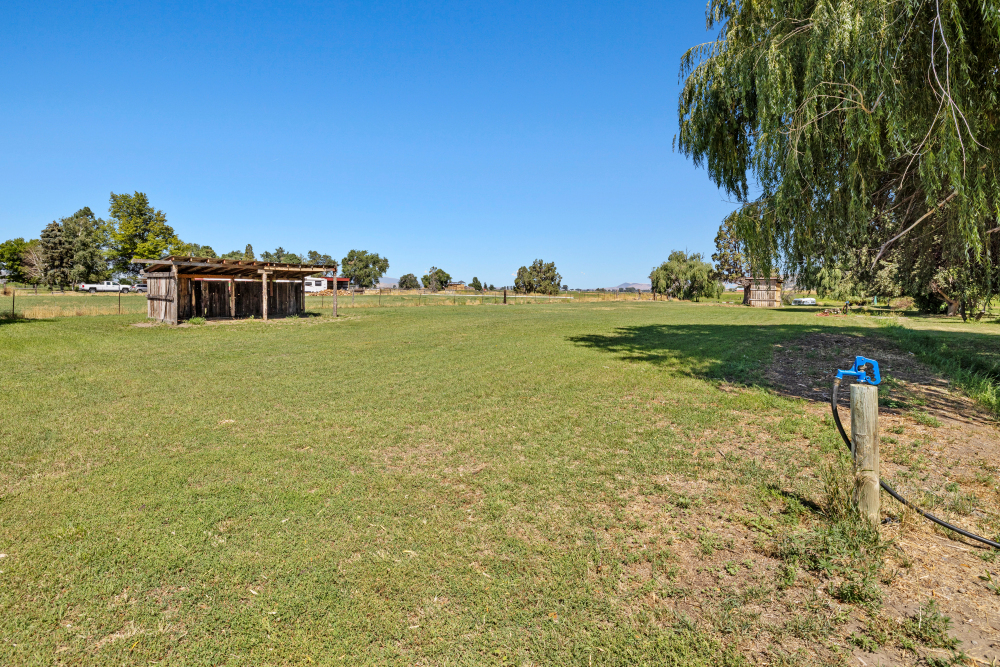 KLAMATH FALLS, Oregon, 97603, United States, 3 Bedrooms Bedrooms, ,2 BathroomsBathrooms,Residential,For Sale,1984285