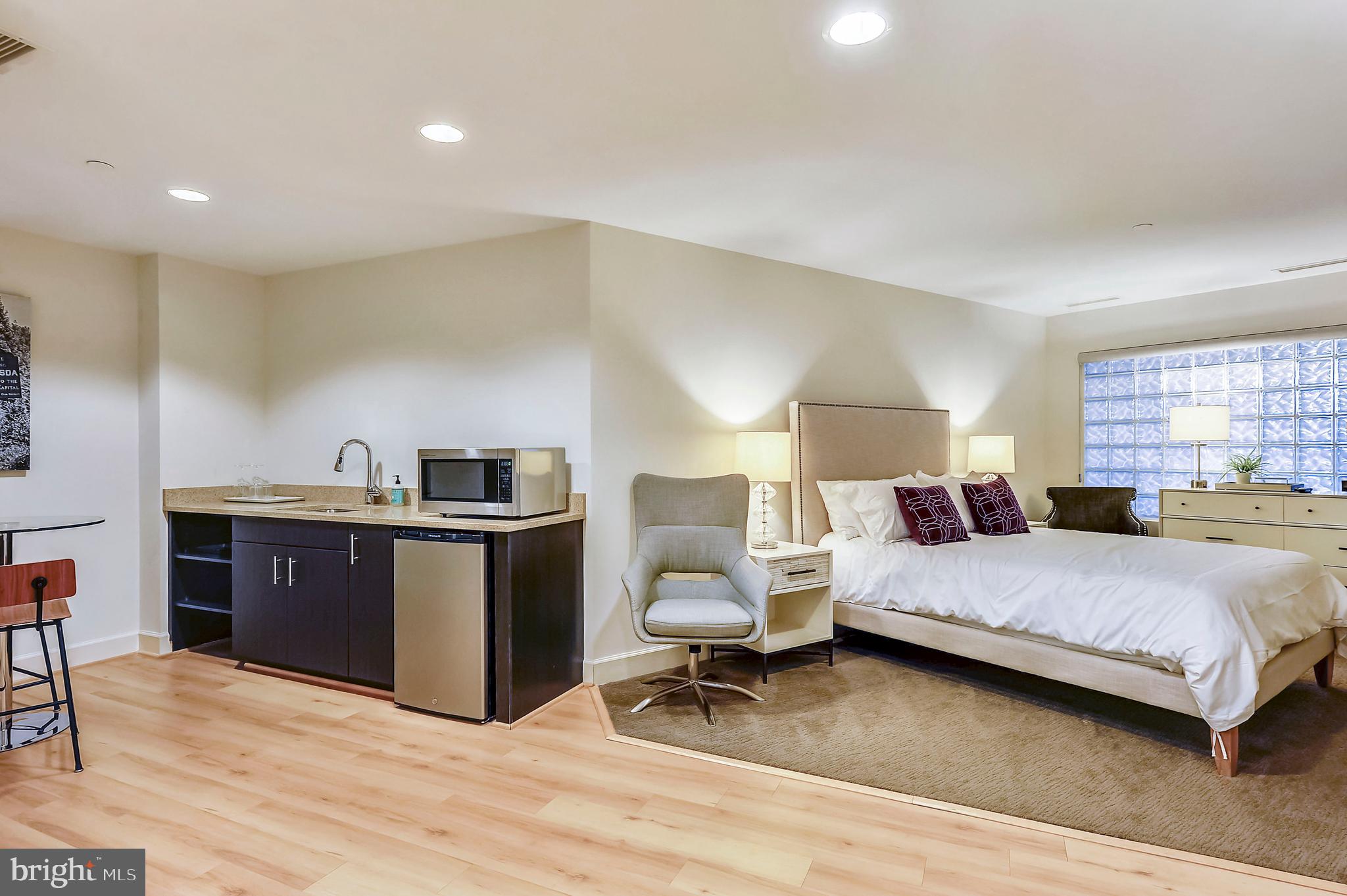 Bethesda, Maryland, 20815, United States, 2 Bedrooms Bedrooms, ,Residential,For Sale,1920331