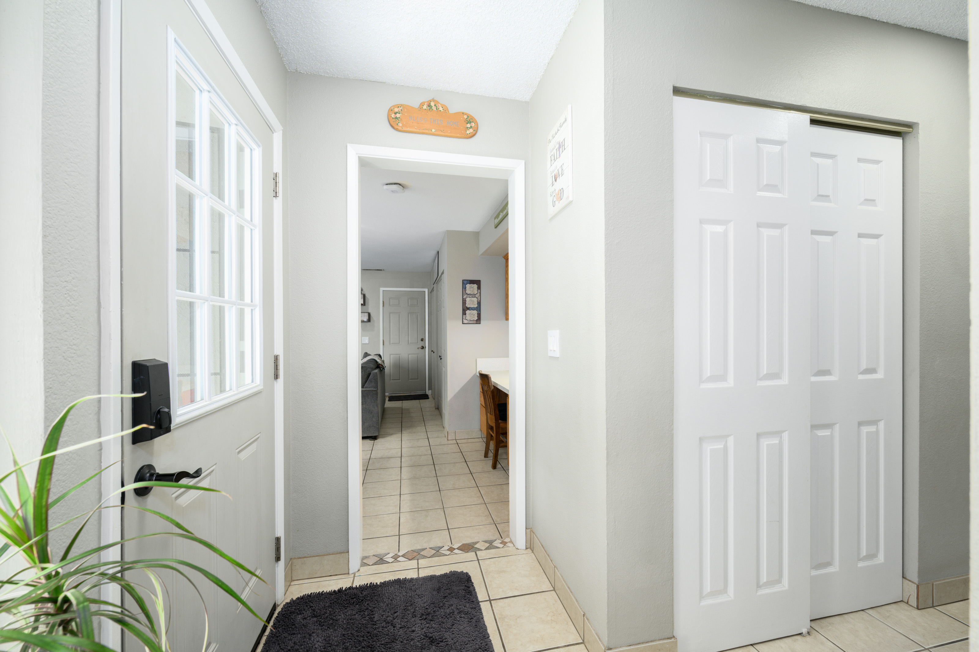  1317 Leo Way, Woodland, CA 95776 - 物件實景