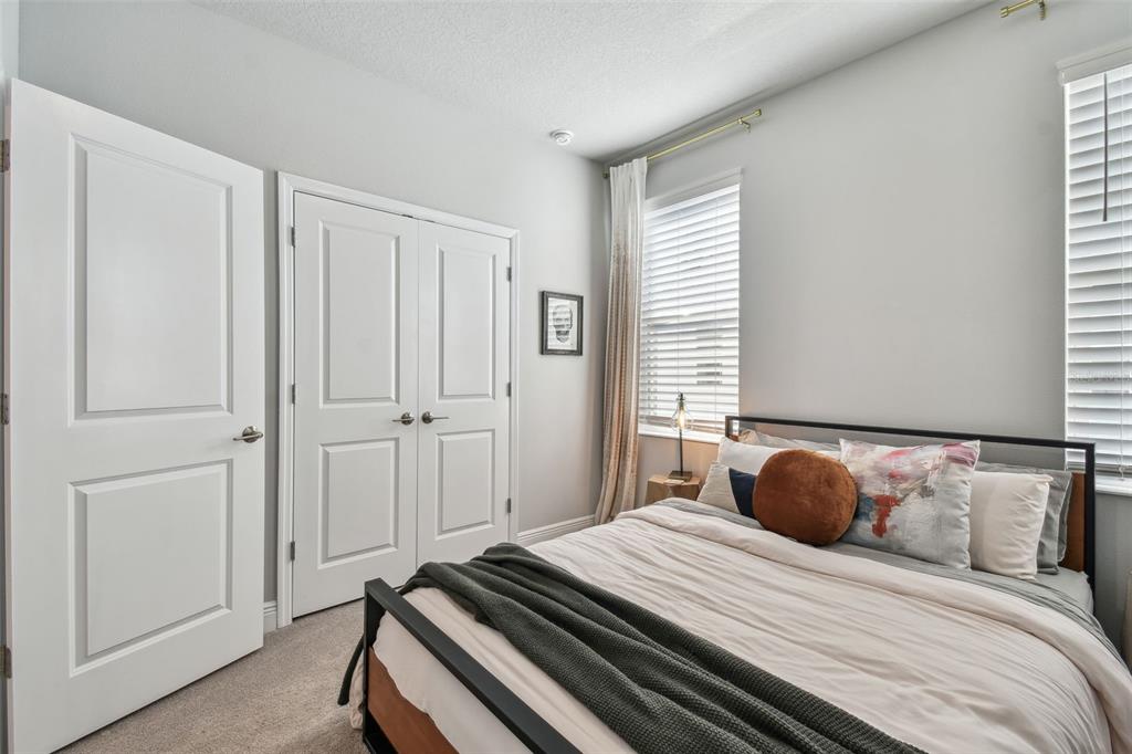 Sarasota, Florida, 34237, United States, 3 Bedrooms Bedrooms, ,4 BathroomsBathrooms,Residential,For Sale,1862311