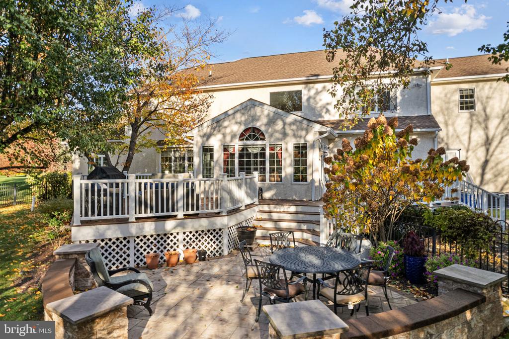 New Hope, Pennsylvania, 18938, United States, 4 Bedrooms Bedrooms, ,5 BathroomsBathrooms,Residential,For Sale,1987976