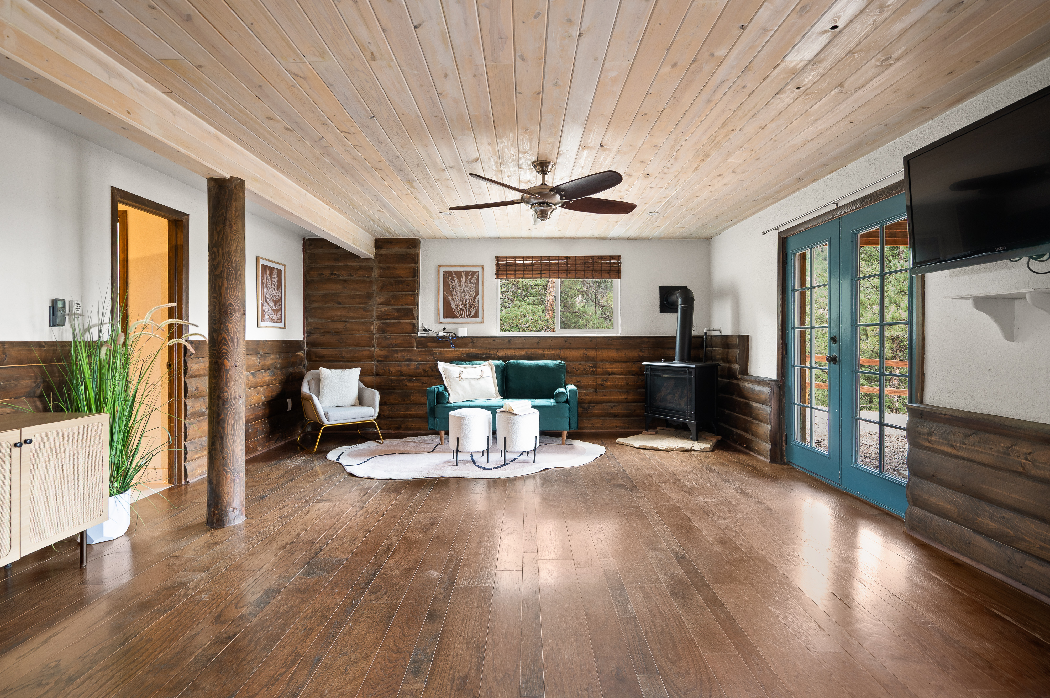  Million Dollar Views on this Beautifully Updated Mountain Retreat on 2.89 Acres - 物件實景