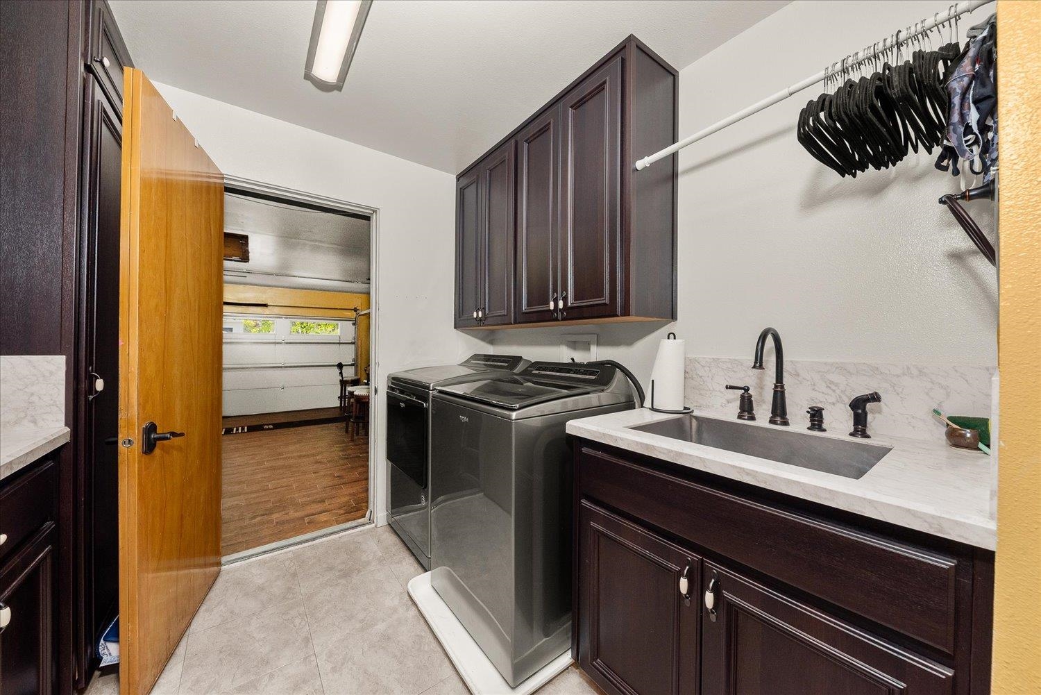 Fairfield, Washington, 99012, United States, 5 Bedrooms Bedrooms, ,3 BathroomsBathrooms,Residential,For Sale,1796897