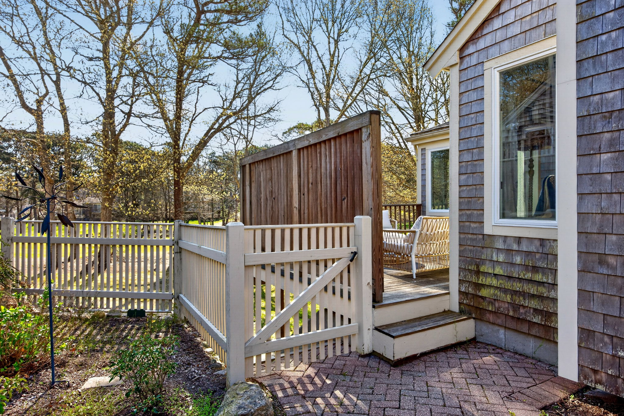  24 W Woods Circle, Yarmouth Port, MA, 02675 - 物件實景
