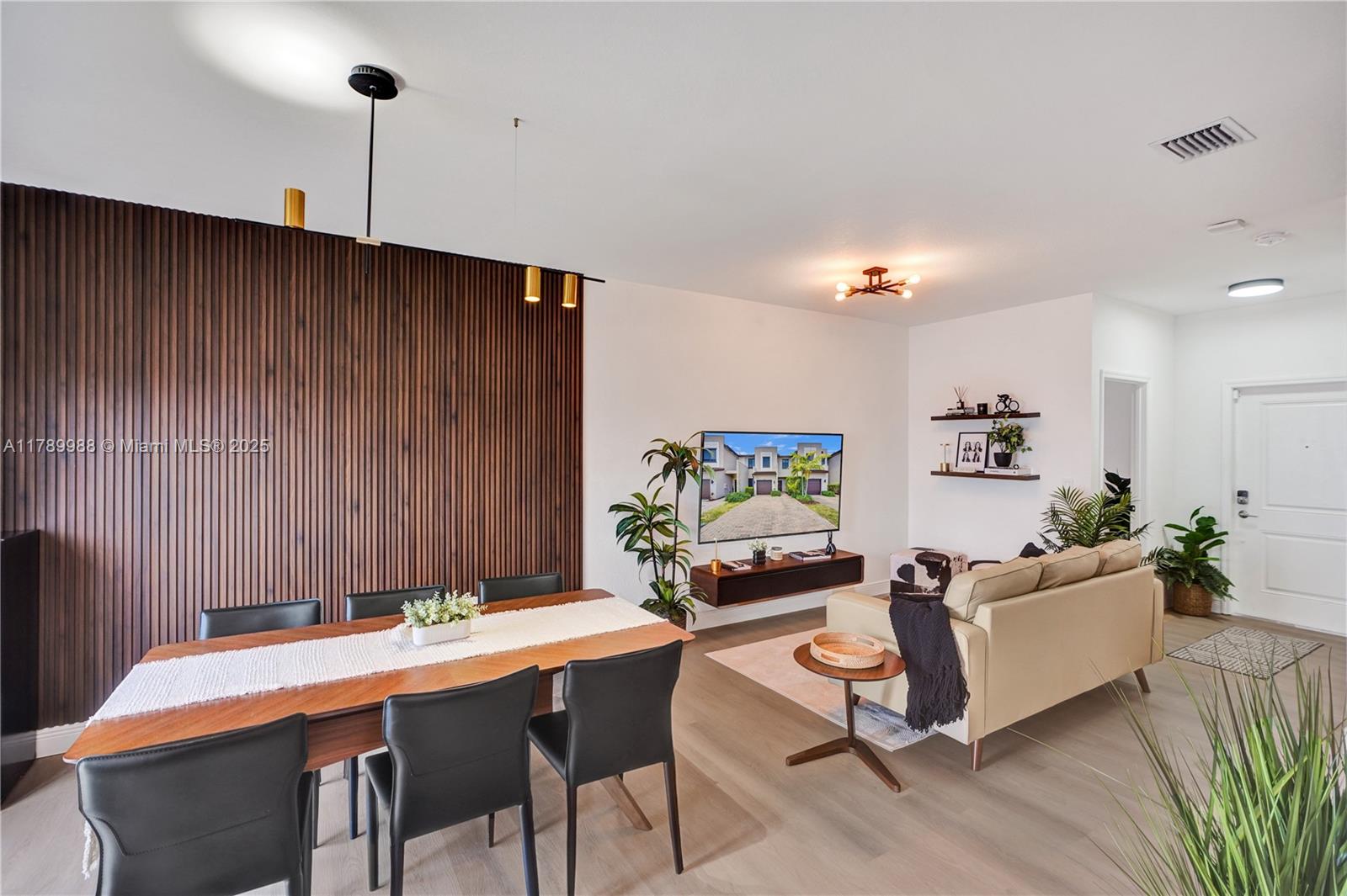 Miami, Florida, 33179, United States, 3 Bedrooms Bedrooms, ,3 BathroomsBathrooms,Residential,For Sale,1784236