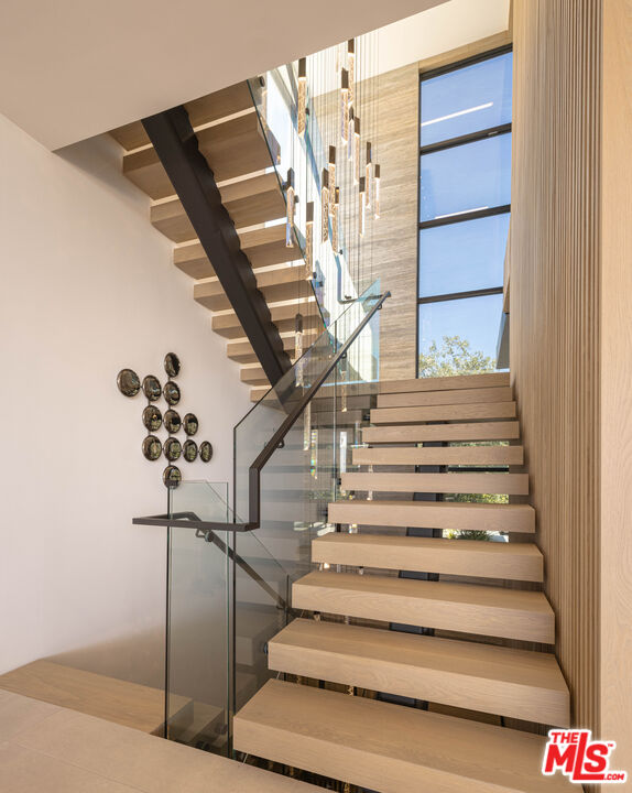 Malibu, California, 90265, United States, 5 Bedrooms Bedrooms, ,10 BathroomsBathrooms,Residential,For Sale,1707540