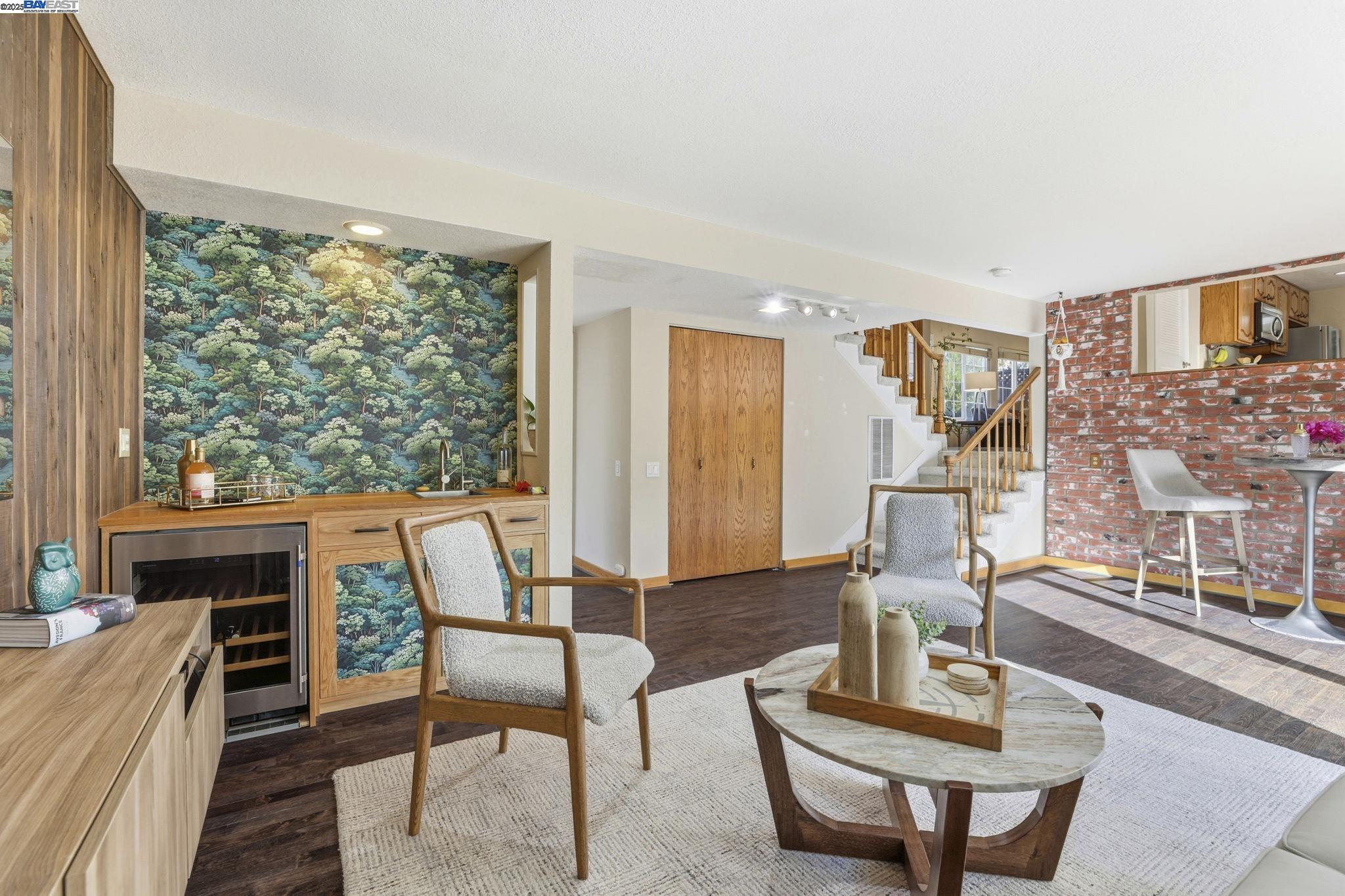 Pleasanton, California, 94566, United States, 4 Bedrooms Bedrooms, ,2 BathroomsBathrooms,Residential,For Sale,1988174