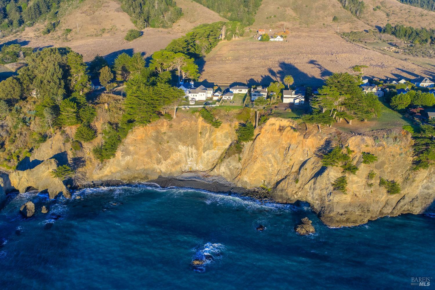 Elk, California, 95432, United States, 2 Bedrooms Bedrooms, ,2 BathroomsBathrooms,Residential,For Sale,1993242