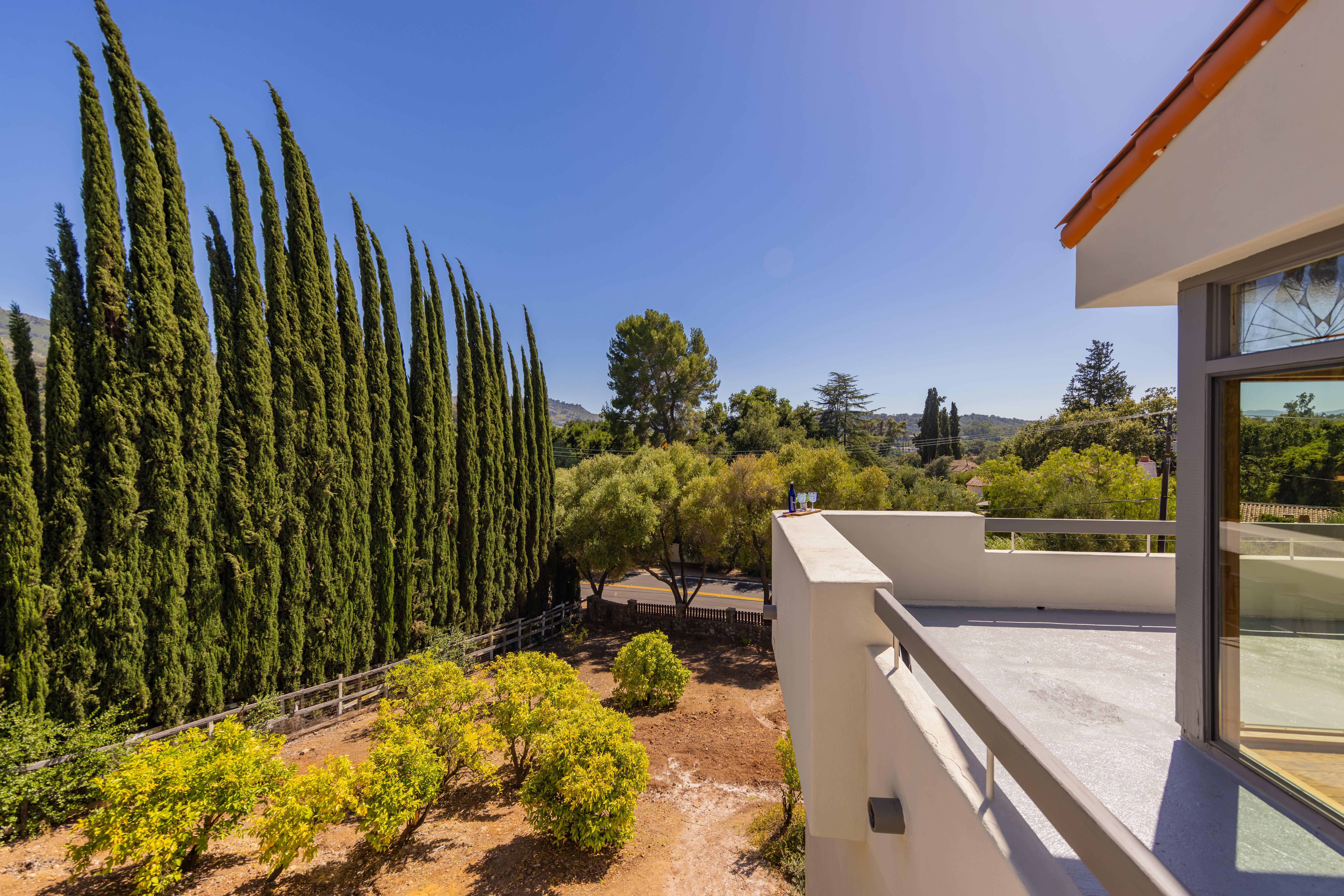  1008 Country Club Drive, Ojai, CA 93023 - 物件實景