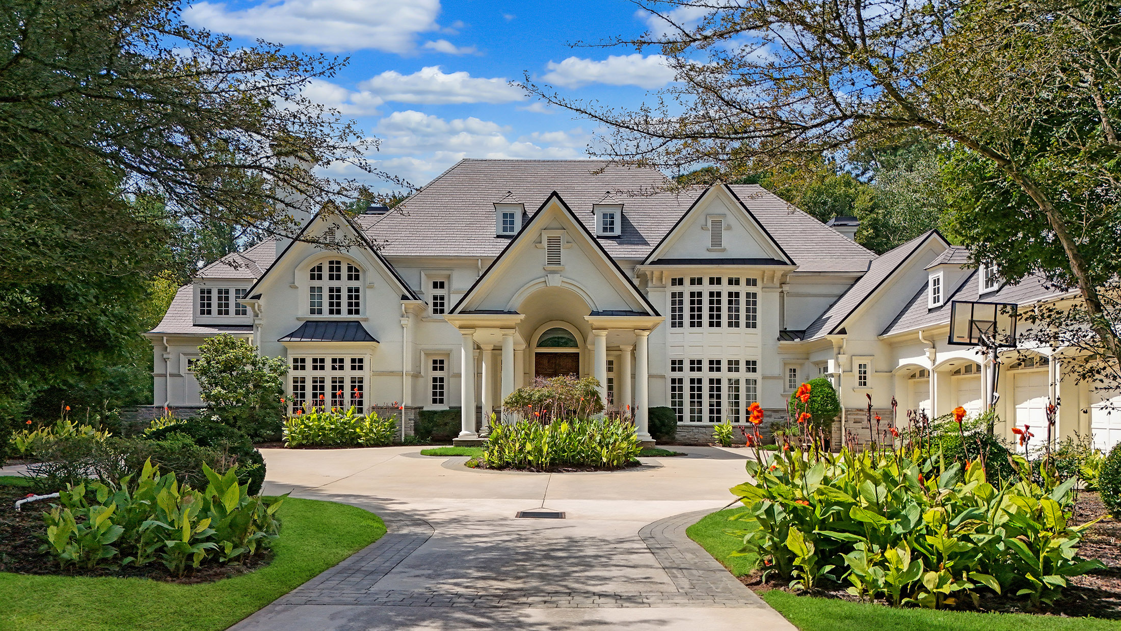  Experience Unrivaled Luxury and Serenity in This One-of-a-Kind Estate - 物件實景