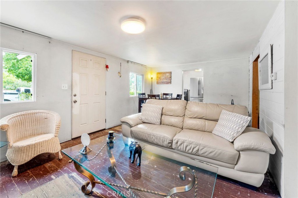 Upland, California, 91786, United States, 1 Bedroom Bedrooms, ,1 BathroomBathrooms,Residential,For Sale,1979720