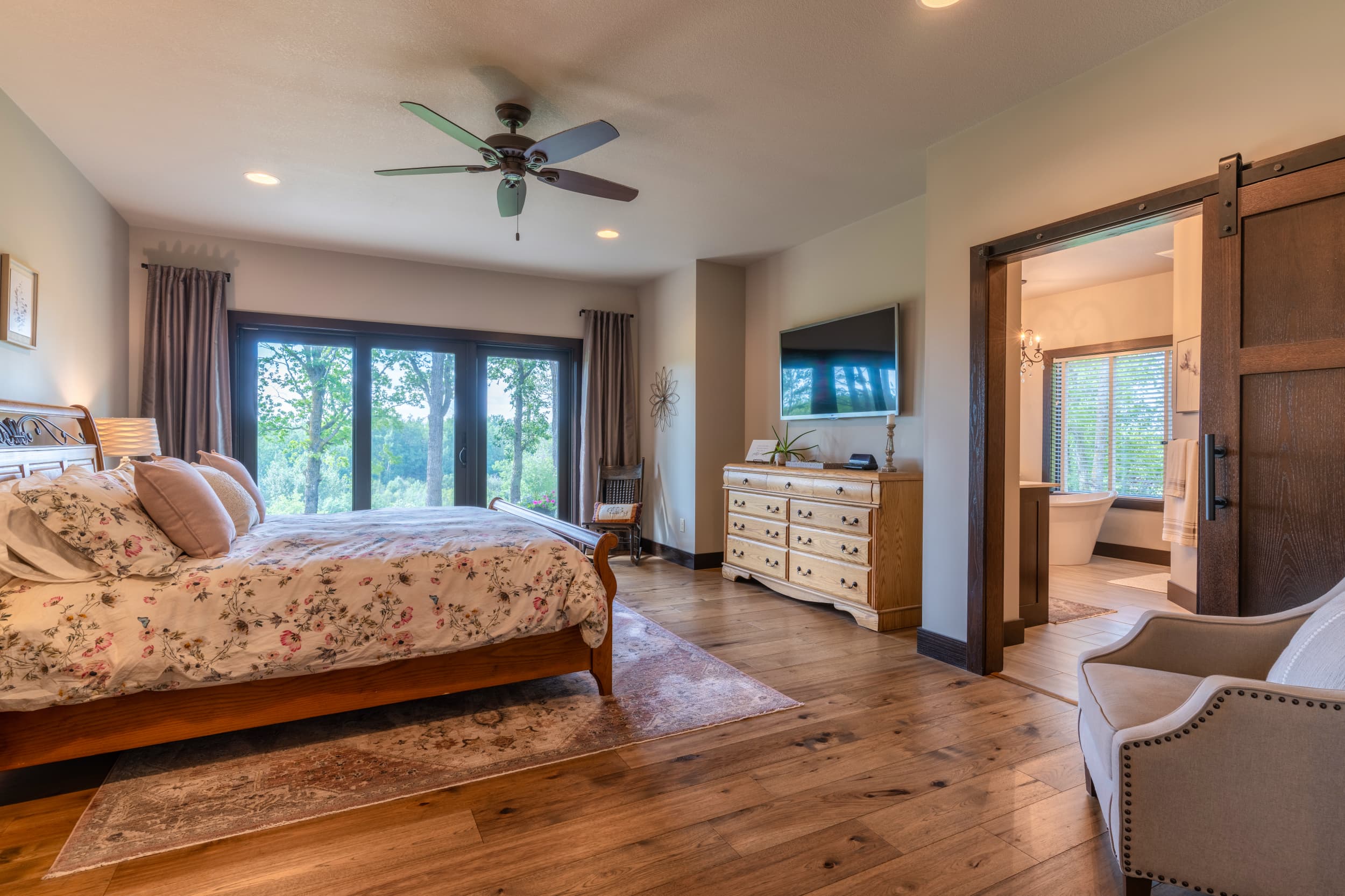 Clearbrook, Minnesota, 56634, United States, 4 Bedrooms Bedrooms, ,3 BathroomsBathrooms,Residential,For Sale,1921675