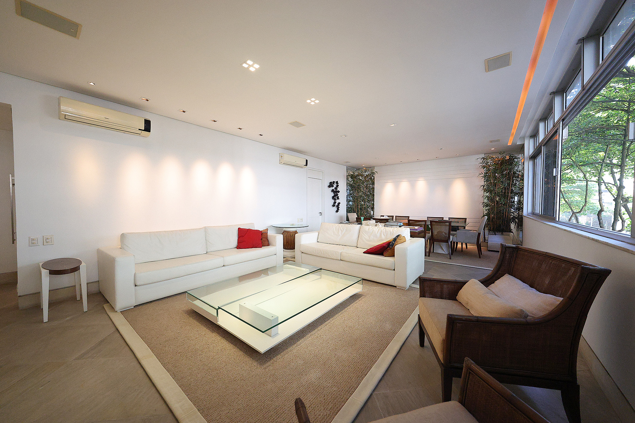  Circular floor plan apartment one block from the beach - 物件實景