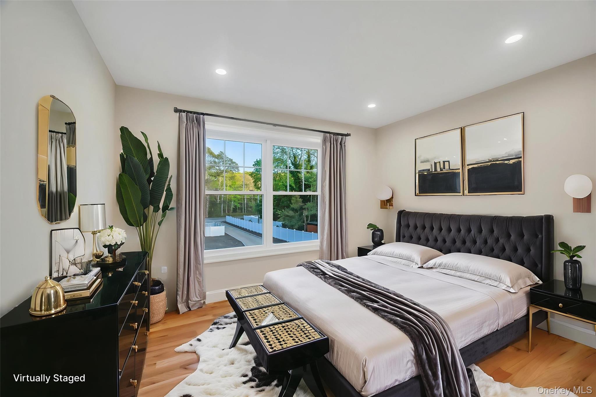 Smithtown, New York, 11787, United States, 4 Bedrooms Bedrooms, ,3 BathroomsBathrooms,Residential,For Sale,1934654