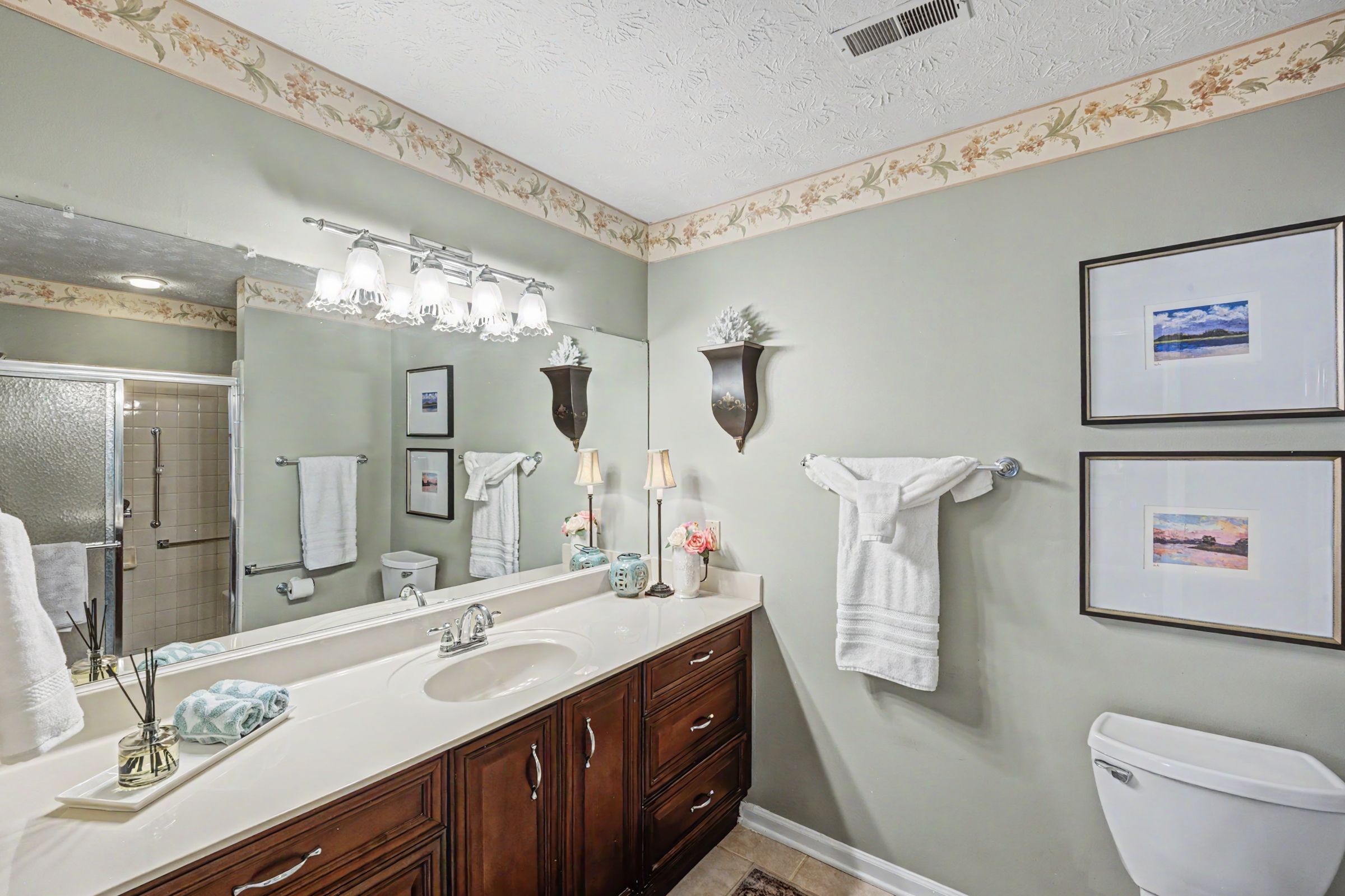  875 Wyndham Hills Drive - 物件實景