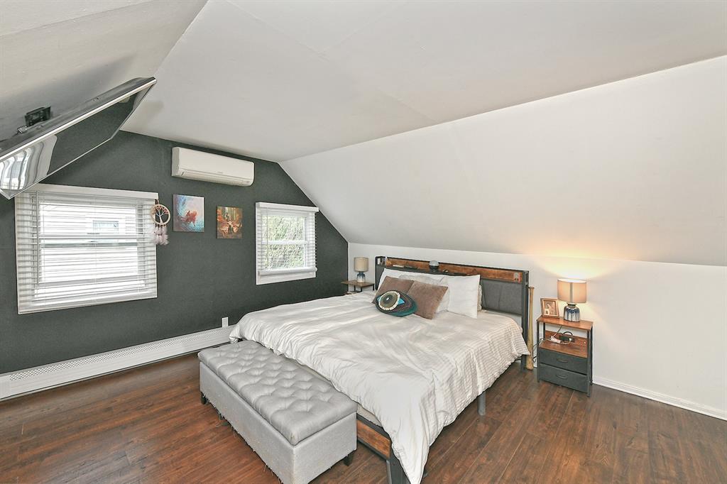 Levittown, New York, 11756, United States, 4 Bedrooms Bedrooms, ,1 BathroomBathrooms,Residential,For Sale,1984433