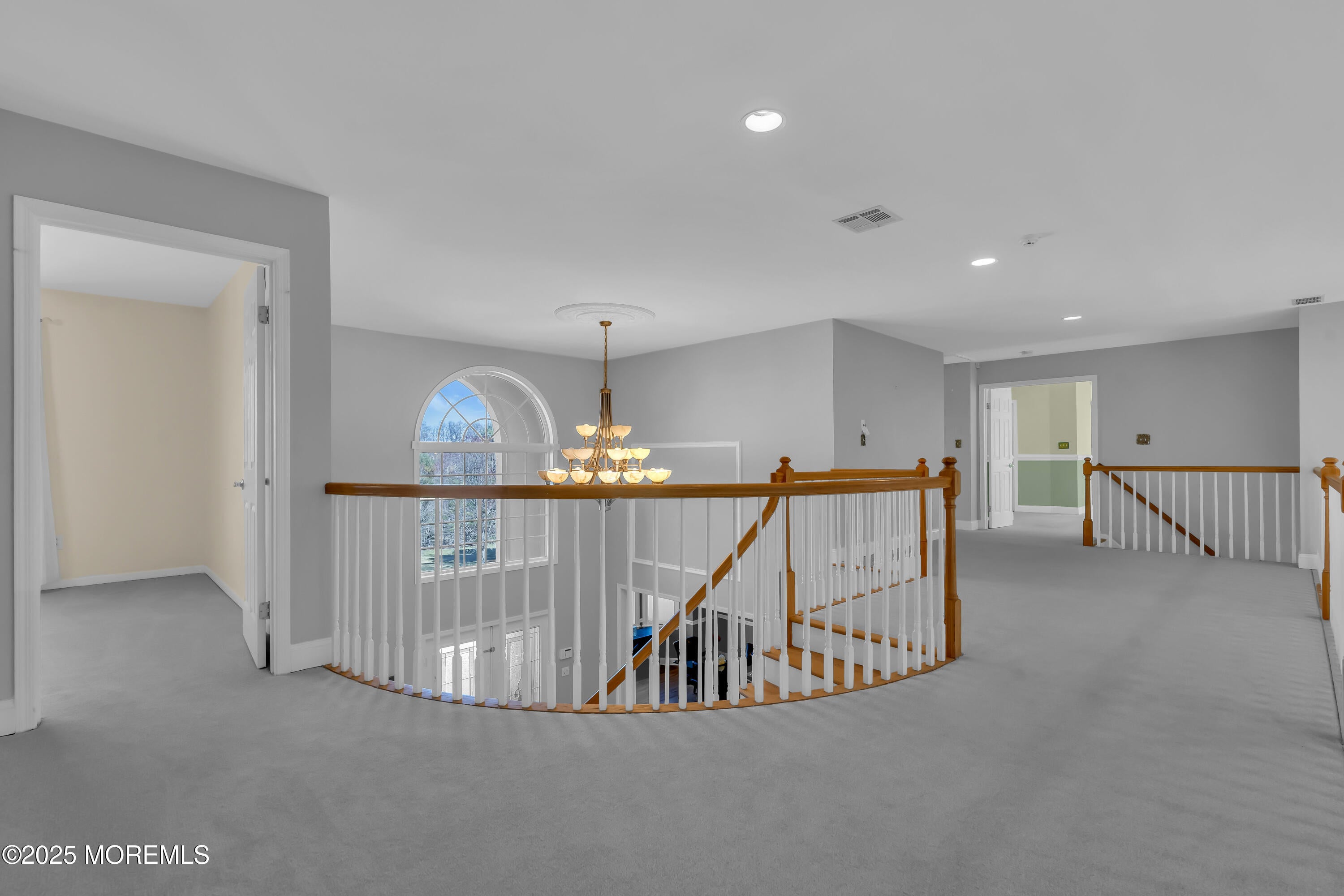 Manalapan, New Jersey, 07726, United States, 6 Bedrooms Bedrooms, ,5 BathroomsBathrooms,Residential,For Sale,1976013