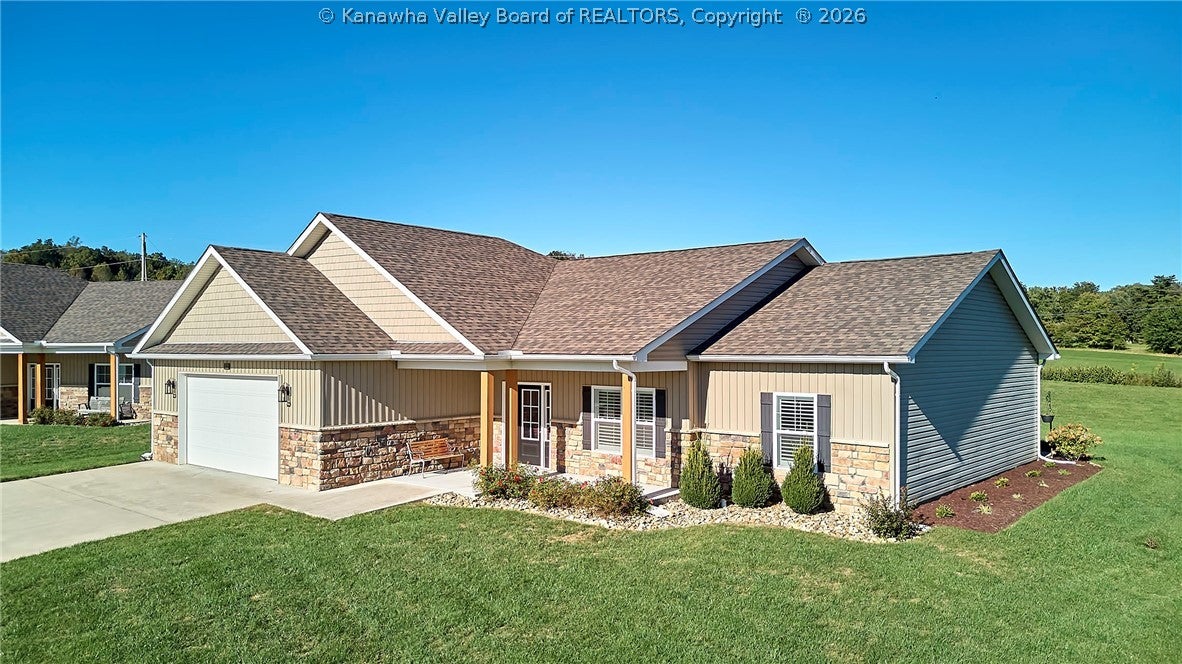 Loraine Way, Hurricane, WV 25526