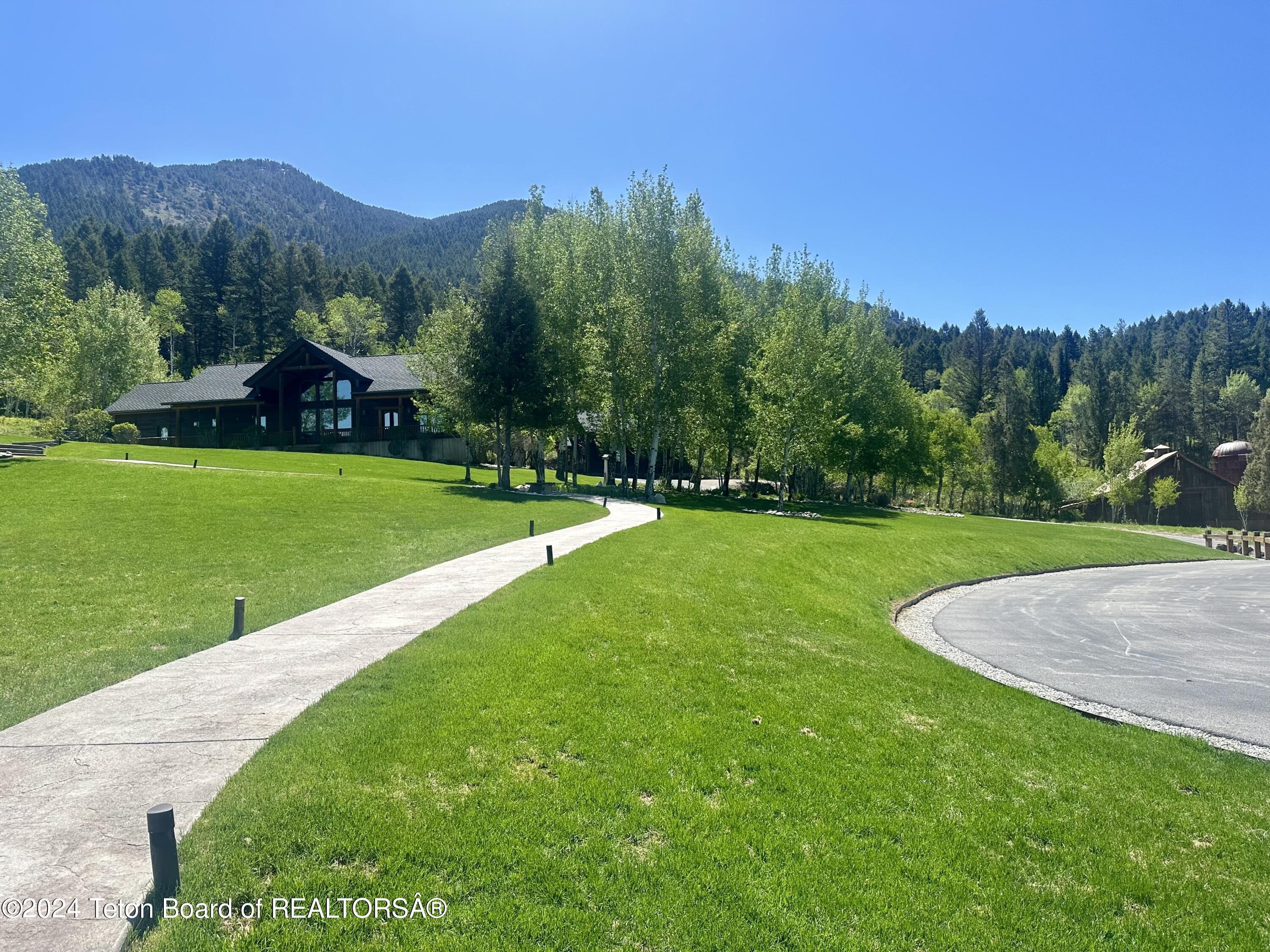 501 KEYSTONE Trail, Etna, Wyoming, 83118, United States, 5 Bedrooms Bedrooms, ,4 BathroomsBathrooms,Residential,For Sale,501 KEYSTONE Trail,1517312