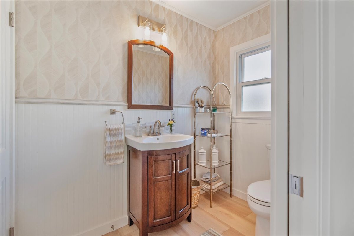 Lompoc, California, 93436, United States, 4 Bedrooms Bedrooms, ,1 BathroomBathrooms,Residential,For Sale,2002013