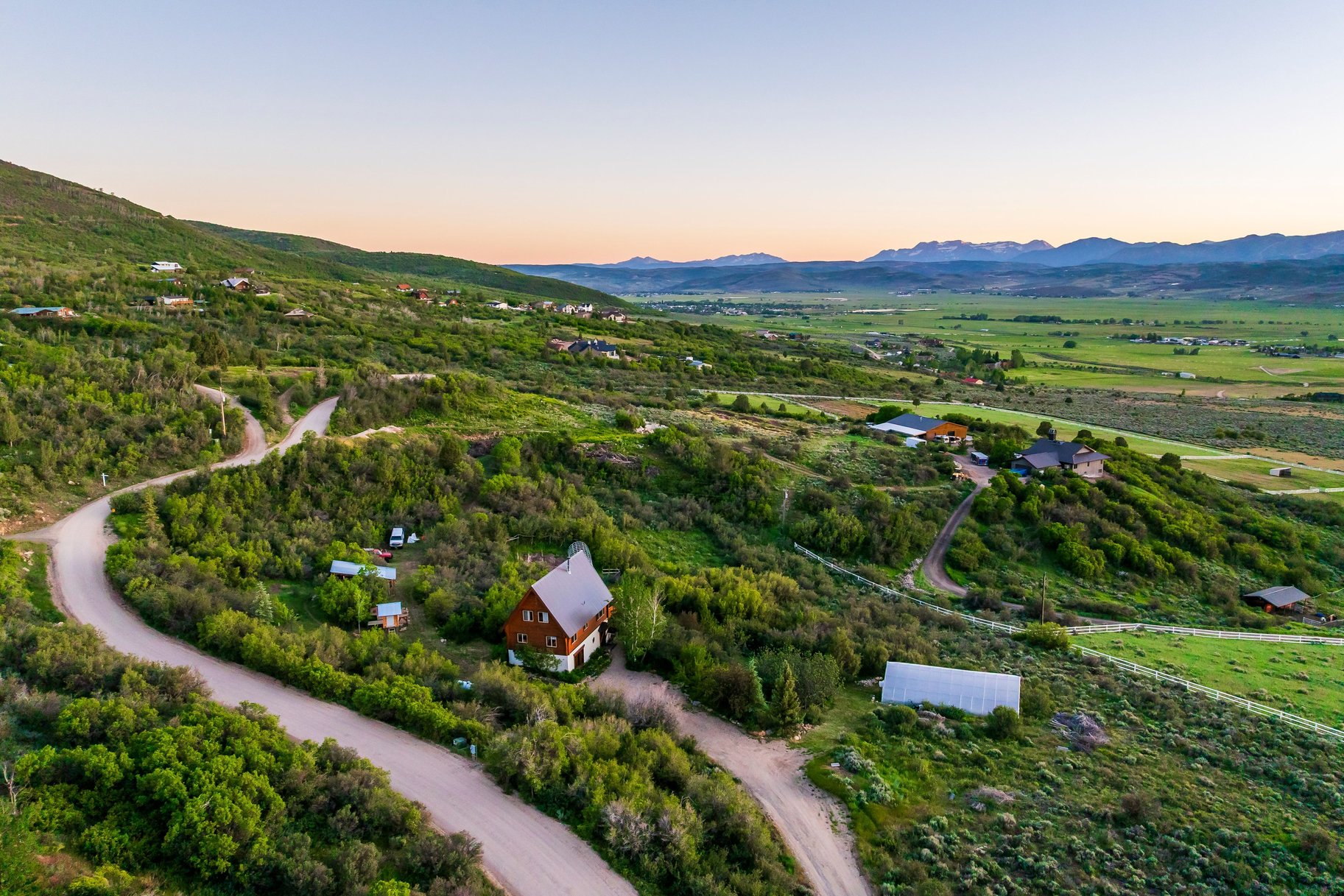  Coming soon Handcrafted Mountain Property on 5 Acres with Views - 物件實景