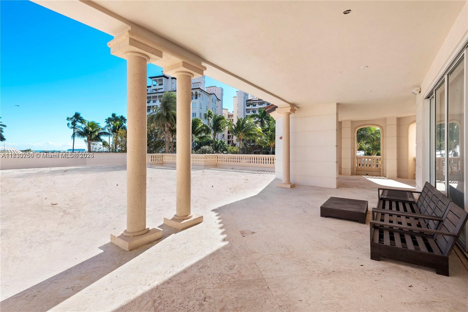 Miami Beach, Florida, 33109, United States, 6 Bedrooms Bedrooms, ,8 BathroomsBathrooms,Residential,For Sale,1876435