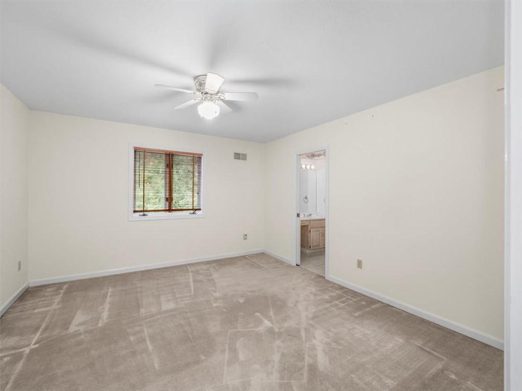 Marshall, Pennsylvania, 15090, United States, 4 Bedrooms Bedrooms, ,5 BathroomsBathrooms,Residential,For Sale,1989478