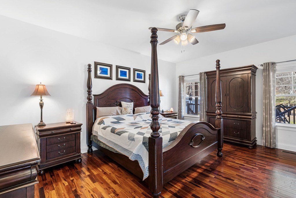 Hayesville, North Carolina, 28904, United States, 3 Bedrooms Bedrooms, ,3 BathroomsBathrooms,Residential,For Sale,2005507