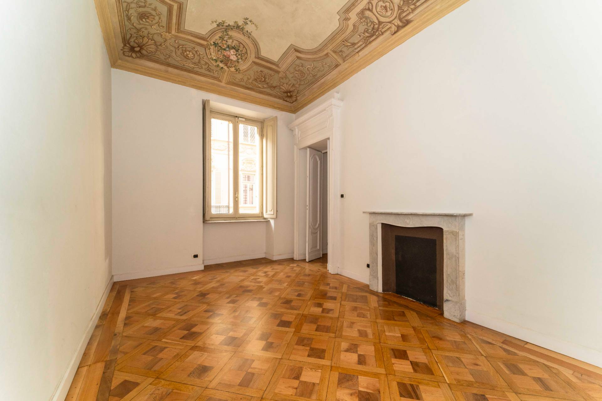 Torino, Torino, 10100, IT, 3 Bedrooms Bedrooms, ,4 BathroomsBathrooms,Residential,For Sale,1989307