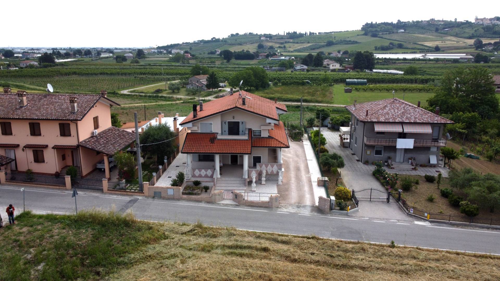 Cesena, Forli-Cesena, 47023, IT, 3 Bedrooms Bedrooms, ,3 BathroomsBathrooms,Residential,For Sale,1826860