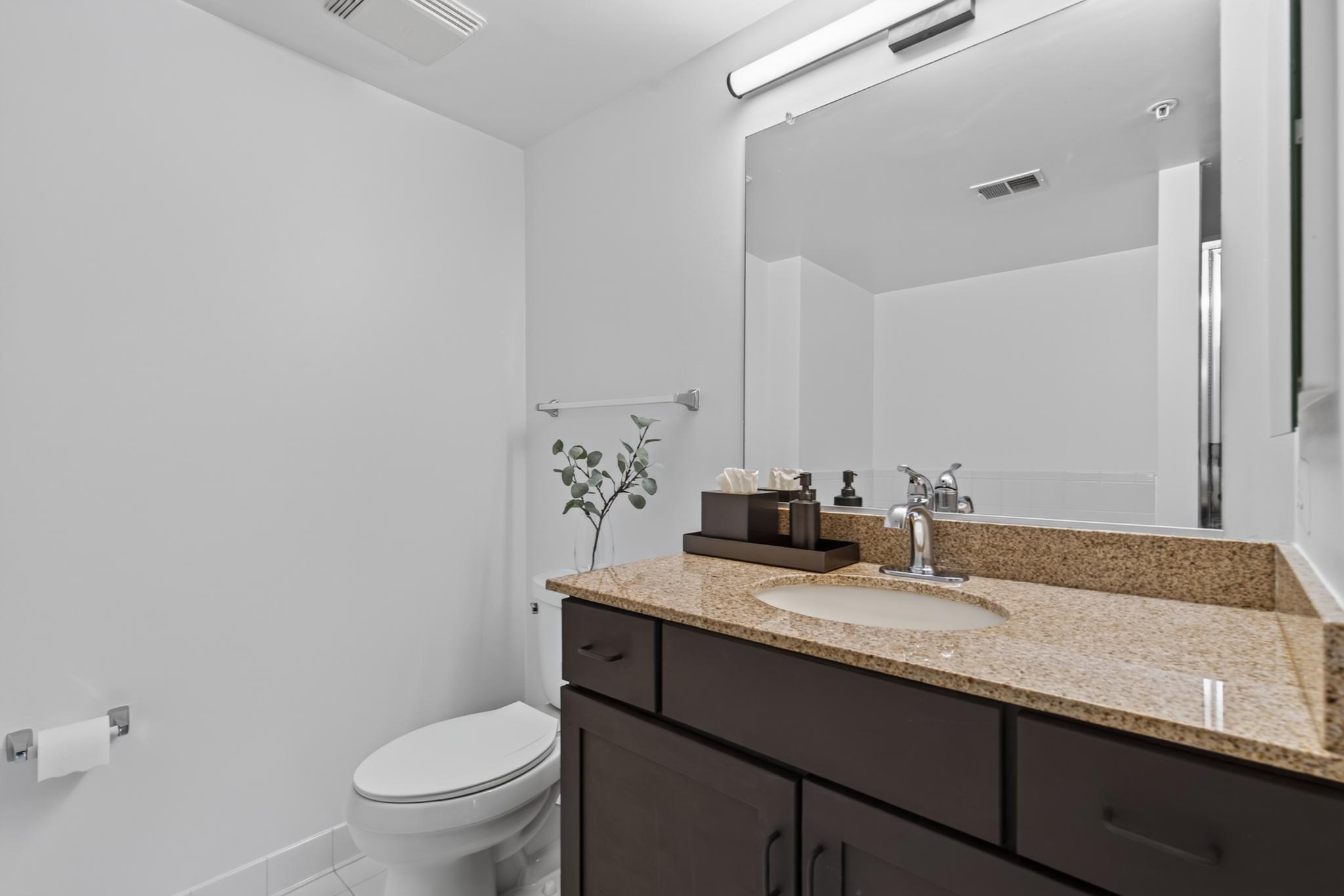  2220 Fairfax Drive, Arlington, VA, 22201 - 物件實景