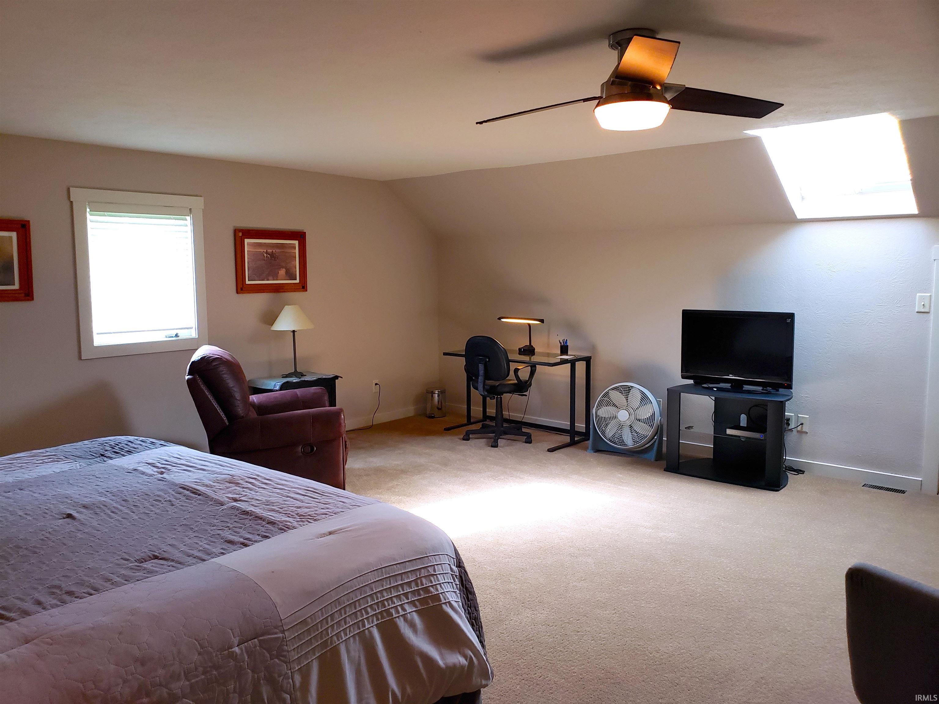 Bloomington, Indiana, 47408, United States, 2 Bedrooms Bedrooms, ,5 BathroomsBathrooms,Residential,For Sale,2009264