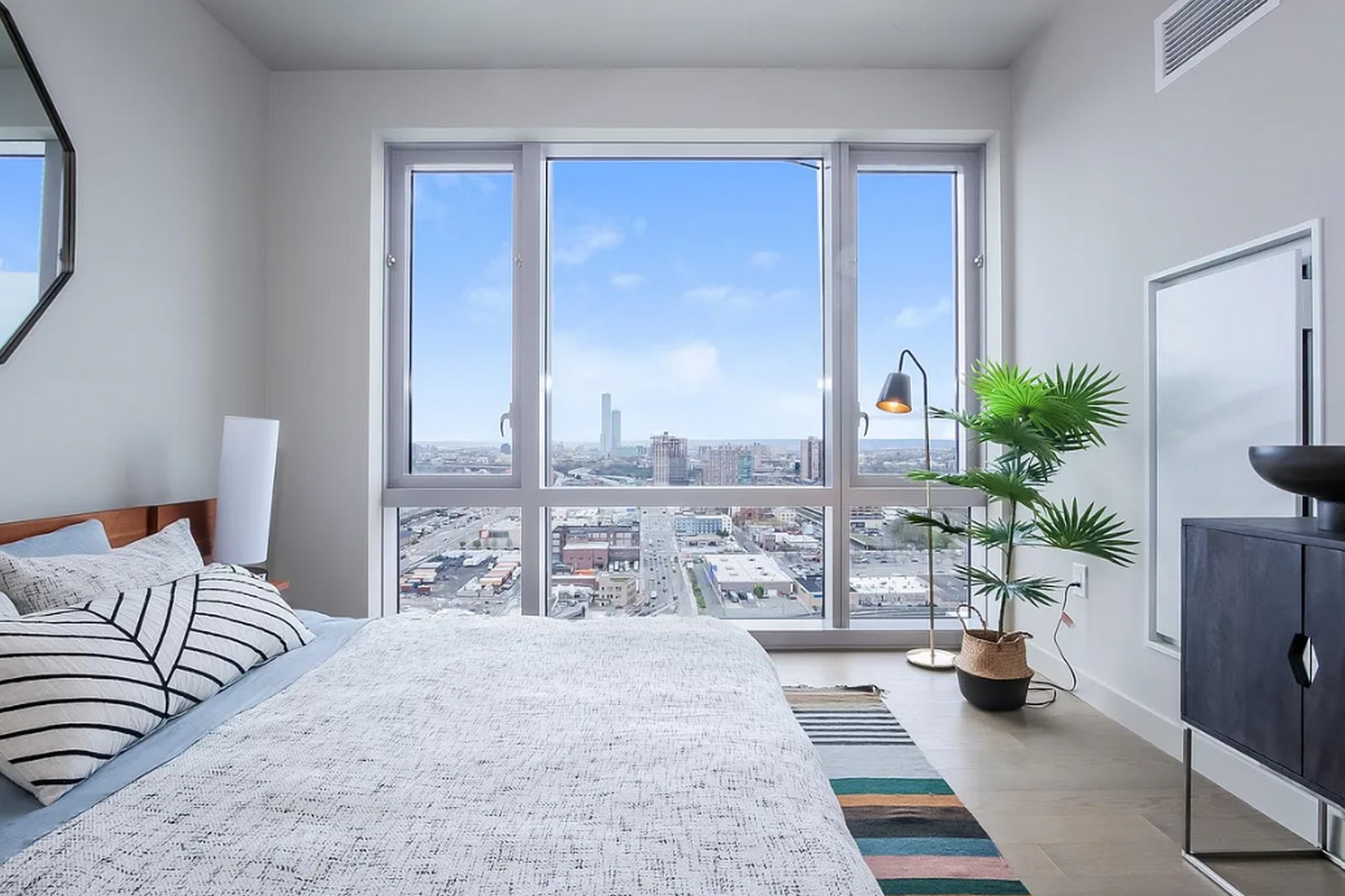  2 Shore Lane, Jc, Downtown, NJ, 07310 - 物件實景