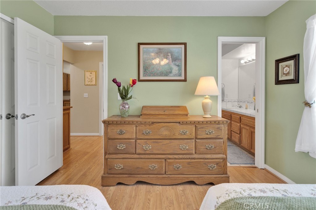 Apple Valley, California, 92307, United States, 4 Bedrooms Bedrooms, ,4 BathroomsBathrooms,Residential,For Sale,1992850