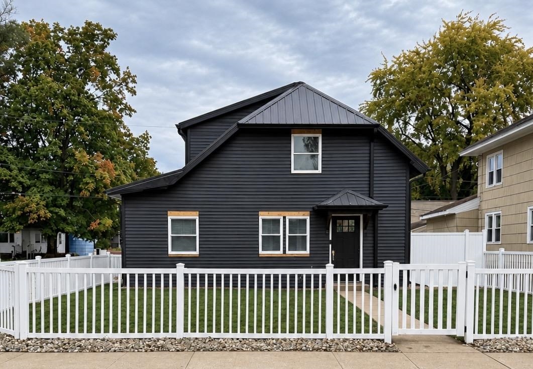 Cedar St, South Bend, IN 46617