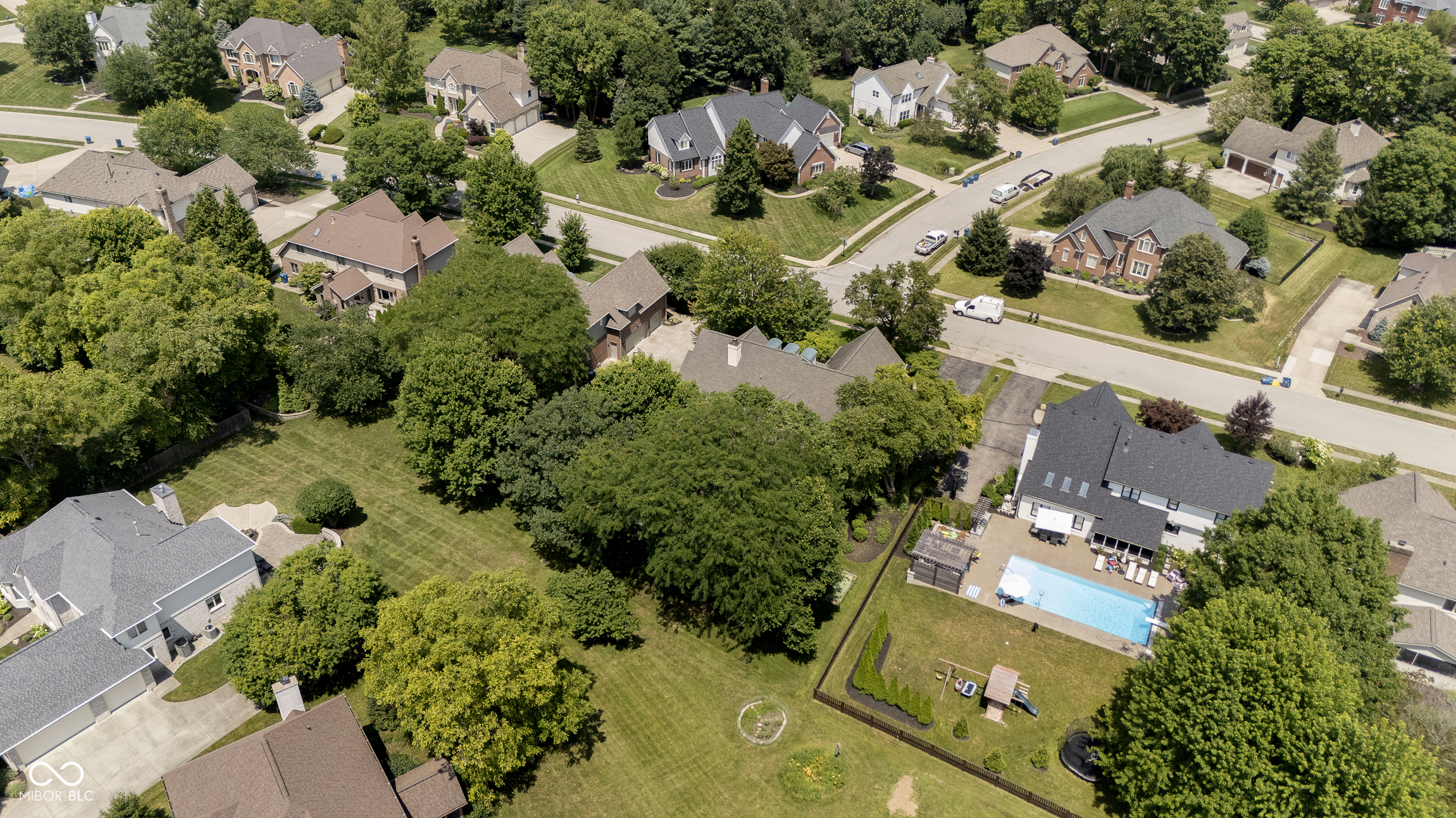 Carmel, Indiana, 46033, United States, 4 Bedrooms Bedrooms, ,4 BathroomsBathrooms,Residential,For Sale,1893581