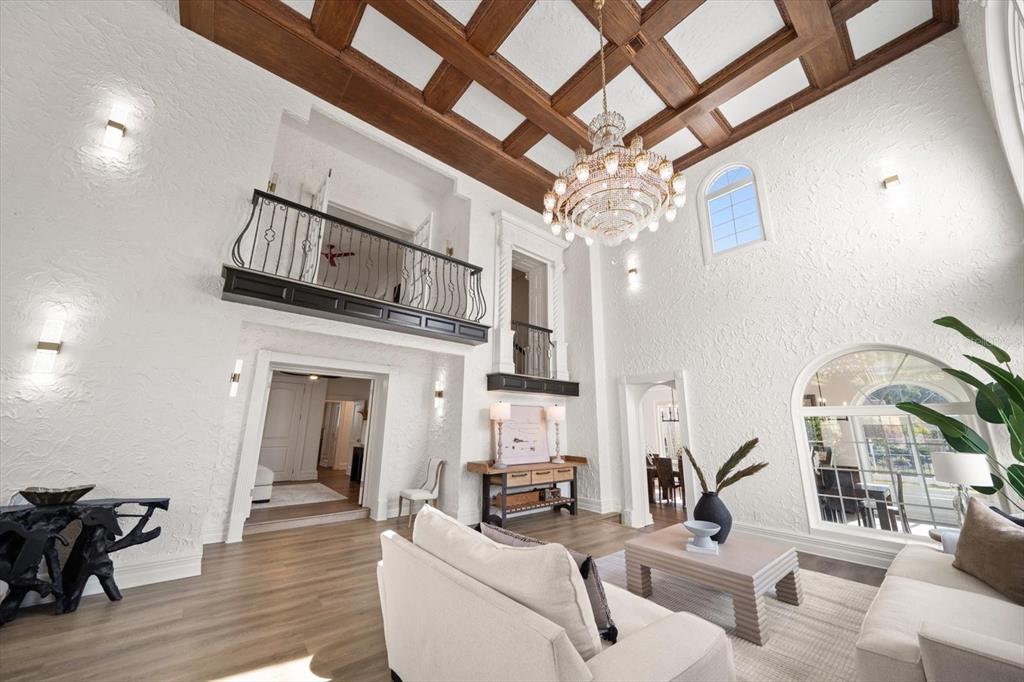 St Petersburg, Florida, 33707, United States, 5 Bedrooms Bedrooms, ,9 BathroomsBathrooms,Residential,For Sale,2000985