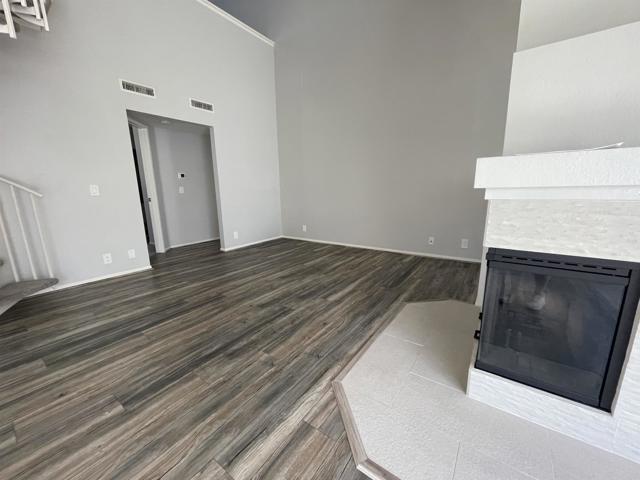 San Diego, California, 92126, United States, 2 Bedrooms Bedrooms, ,2 BathroomsBathrooms,Residential,For Sale,1976306