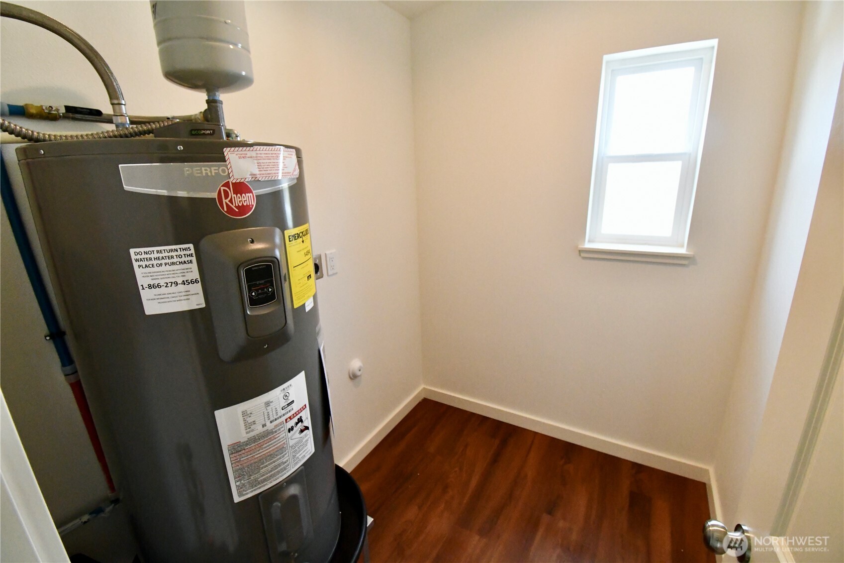 Friday Harbor, Washington, 98250, United States, 3 Bedrooms Bedrooms, ,2 BathroomsBathrooms,Residential,For Sale,1770976