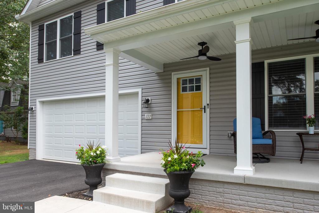 Colonial Beach, Virginia, 22443, United States, 4 Bedrooms Bedrooms, ,3 BathroomsBathrooms,Residential,For Sale,1917593