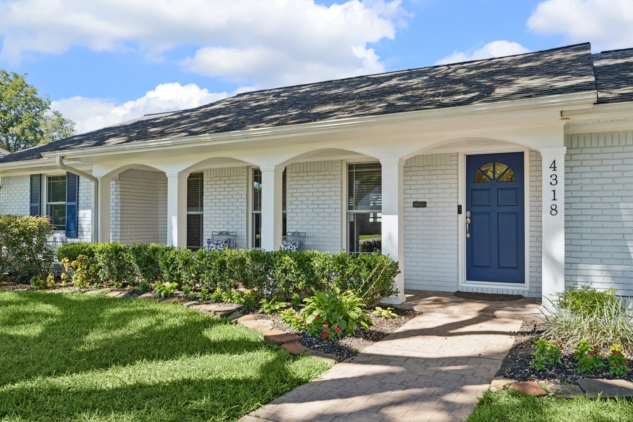  4318 Stillbrooke Drive - 物件實景